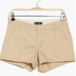 NWT ❗️Volcom Khaki shorts